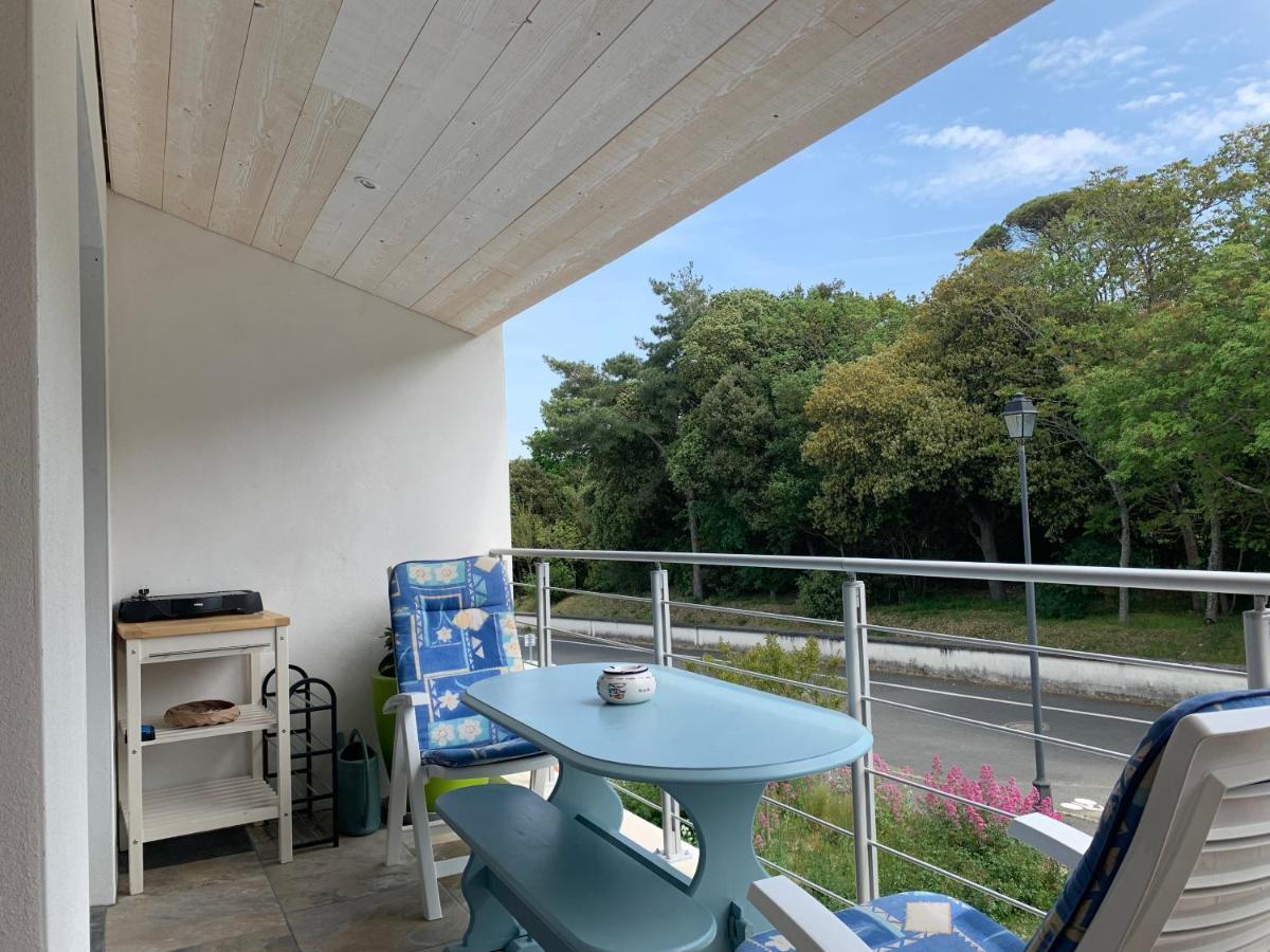 T2 vue sur le parc proche mer et île de ré Le Plomb Extérieur photo