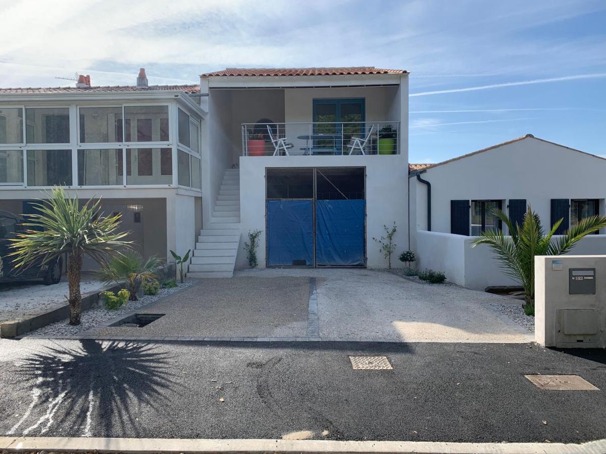 T2 vue sur le parc proche mer et île de ré Le Plomb Extérieur photo